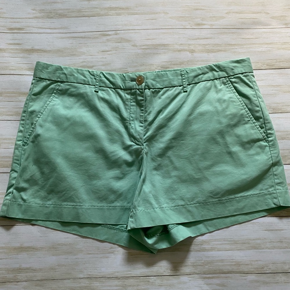 Women’s GAP mint size 12 shorts